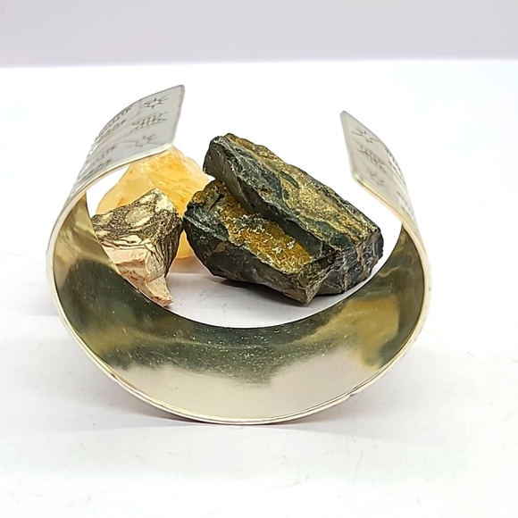 Brighton "SOUTHWEST DREAMS" Retired Wide Cuff with Etched Tribal Motifs! Rare! - Picture 10 of 14